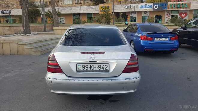 Mercedes E 220 2002, 446,000 km - 2.2 l - Bakı