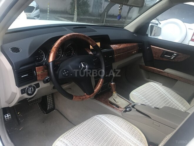 Mercedes  2011, 17,757 km - 3.0 l - Bakı