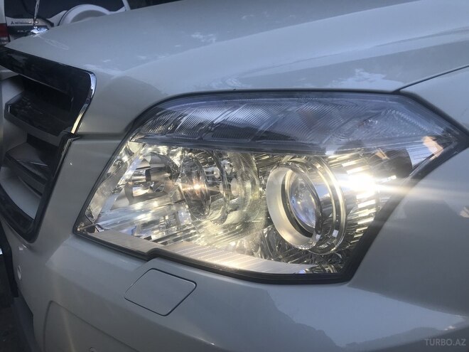 Mercedes  2011, 17,757 km - 3.0 l - Bakı