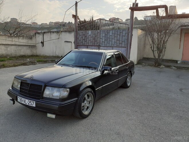 Mercedes E 200 1990, 334,000 km - 2.0 л - Bakı