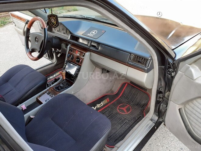 Mercedes E 200 1990, 334,000 km - 2.0 л - Bakı