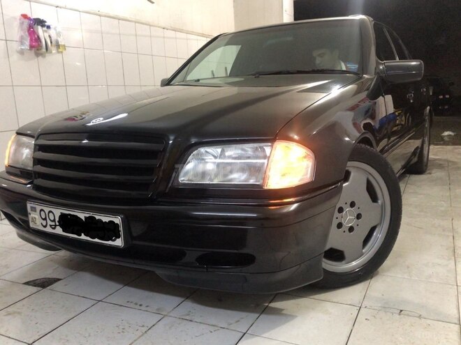 Mercedes C 230 1999, 235,654 km - 2.3 l - Bakı