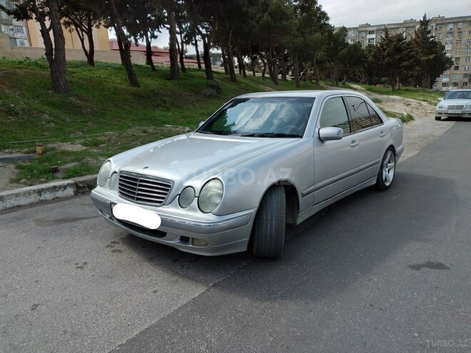 Mercedes E 240 2000, 286,000 km - 2.4 л - Bakı