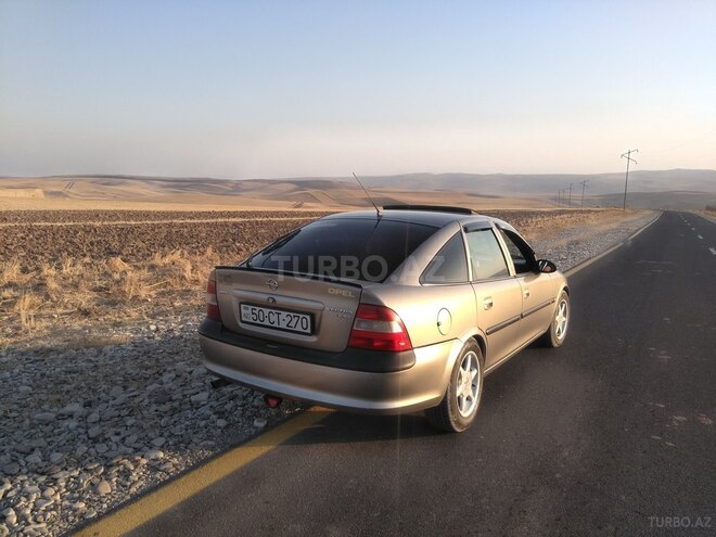 Opel Vectra 1996, 293,000 km - 1.8 л - Sumqayıt