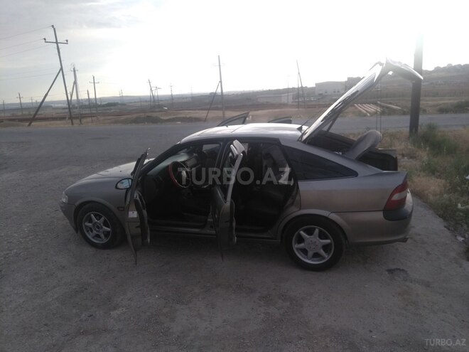 Opel Vectra 1996, 293,000 km - 1.8 л - Sumqayıt