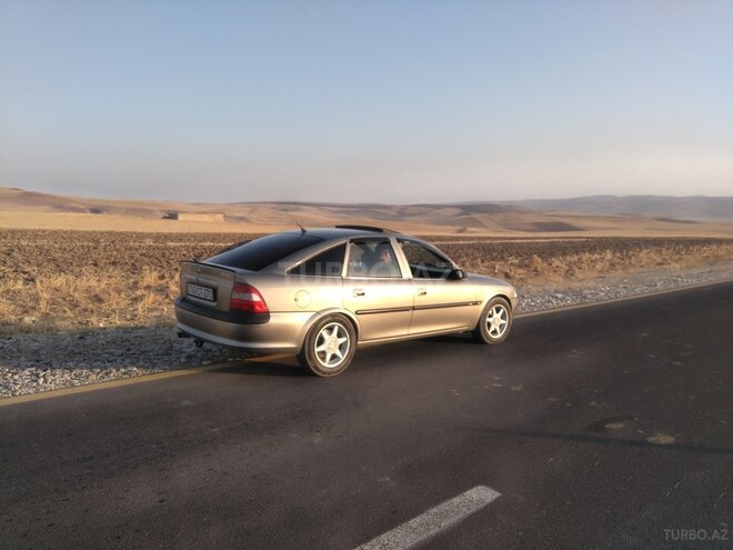 Opel Vectra 1996, 293,000 km - 1.8 л - Sumqayıt