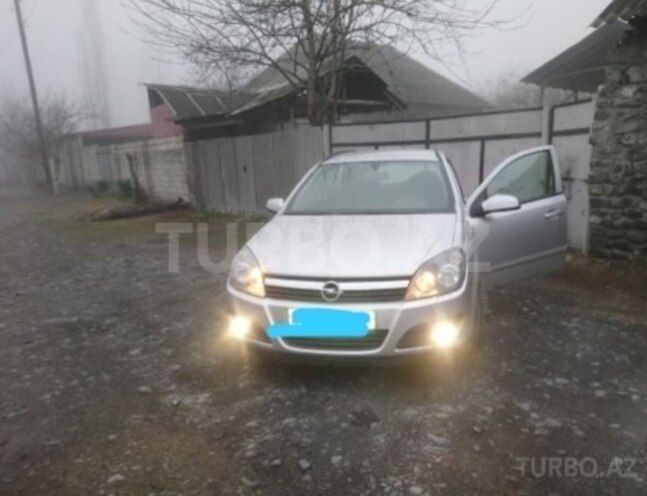 Opel Astra 2005, 145,000 km - 1.4 l - Zaqatala