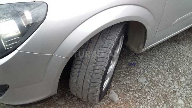 Opel Astra 2005, 145,000 km - 1.4 l - Zaqatala
