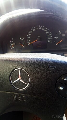 Mercedes E 220 2000, 460,000 km - 2.2 л - Bakı