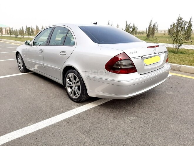 Mercedes E 220 2005, 223,000 km - 2.2 l - Sumqayıt