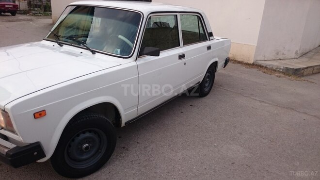 LADA (VAZ) 2107 2006, 155,000 km - 0.2 l - Ucar