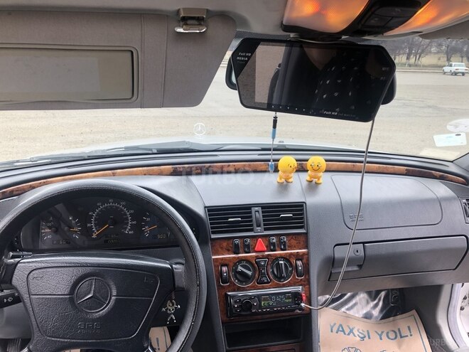 Mercedes C 230 1998, 227,000 km - 2.3 l - Bakı