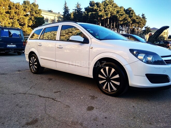 Opel Astra 2006, 212,000 km - 1.9 l - Bakı