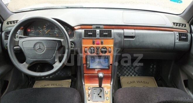 Mercedes E 230 1997, 314,112 km - 2.3 l - Gəncə