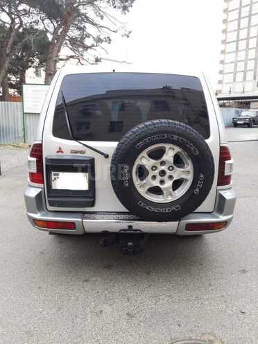 Mitsubishi Pajero 2002, 258,000 km - 3.2 l - Bakı