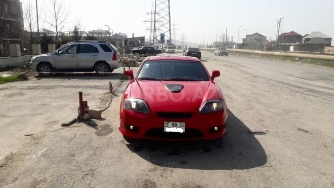 Hyundai Coupe 2002, 131,000 km - 2.7 l - Bakı