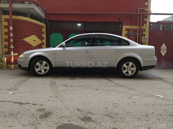 Volkswagen Passat 2001, 286,000 km - 1.8 l - Bakı