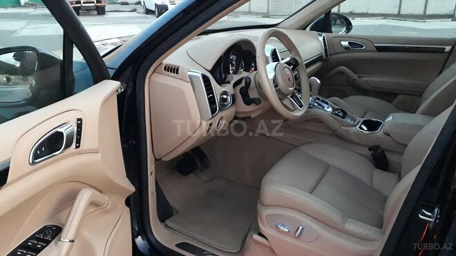 Porsche Cayenne 2015, 48,200 km - 3.6 l - Bakı