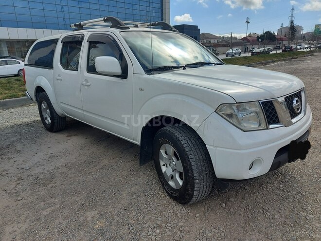 Nissan Navara 2010, 284,000 km - 2.5 l - Bakı