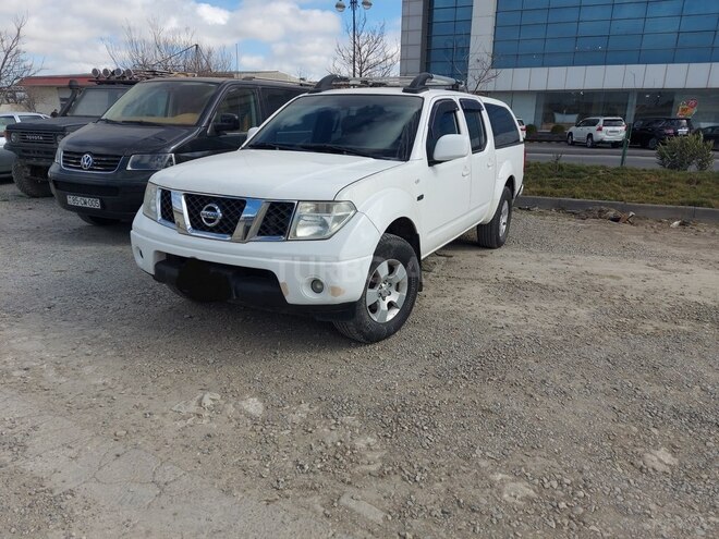 Nissan Navara 2010, 284,000 km - 2.5 l - Bakı