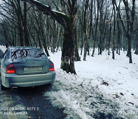 Opel Vectra 2000, 362,000 km - 1.6 l - Bakı