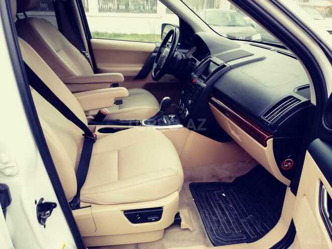 Land Rover Freelander 2008, 146,800 km - 3.2 л - Sumqayıt
