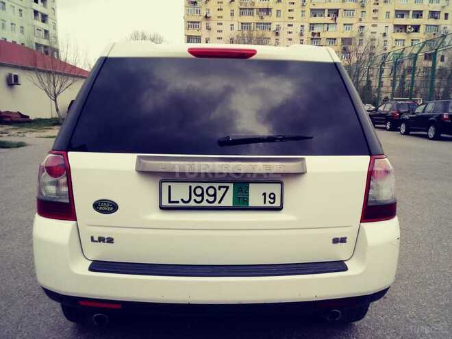 Land Rover Freelander 2008, 146,800 km - 3.2 л - Sumqayıt