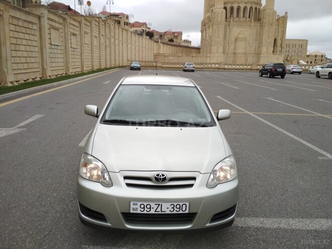 Toyota Corolla 2005, 255,000 km - 1.4 l - Bakı