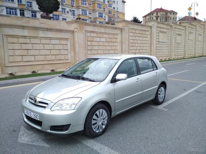 Toyota Corolla 2005, 255,000 km - 1.4 l - Bakı