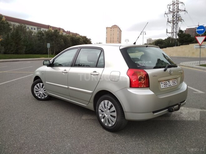 Toyota Corolla 2005, 255,000 km - 1.4 l - Bakı