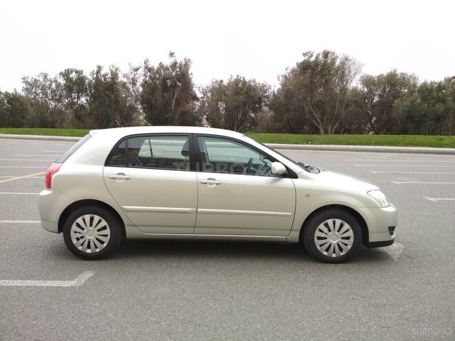Toyota Corolla 2005, 255,000 km - 1.4 l - Bakı