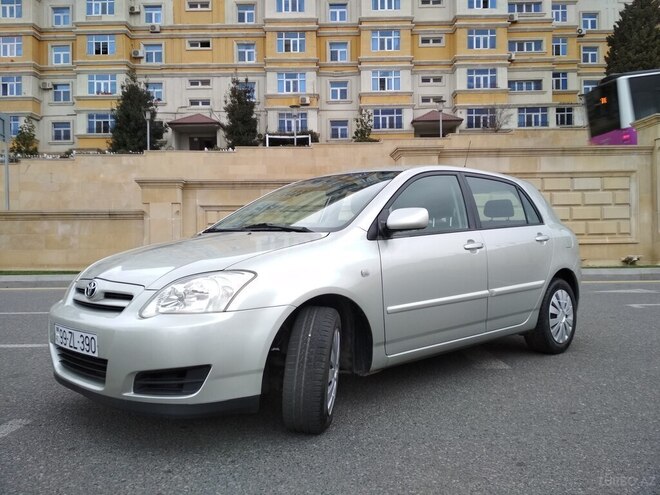 Toyota Corolla 2005, 255,000 km - 1.4 l - Bakı
