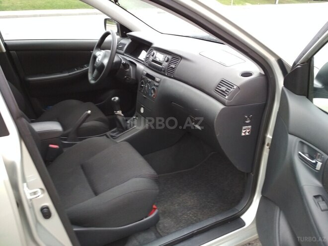 Toyota Corolla 2005, 255,000 km - 1.4 l - Bakı