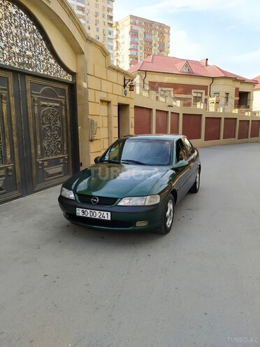 Opel Vectra 1998, 290,000 km - 1.8 л - Bakı