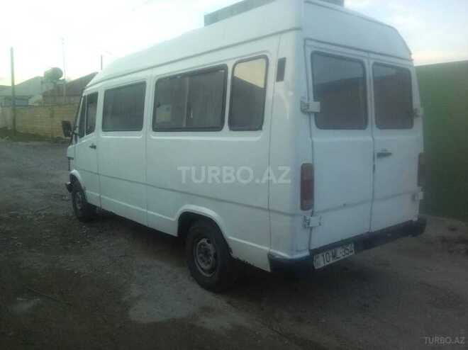 Mercedes 208 D 1994, 709,557 km - 2.3 л - Bakı