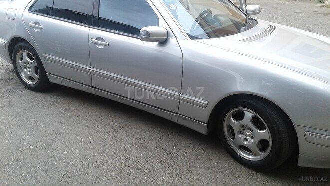 Mercedes E 270 2000, 345,000 km - 2.7 l - Bakı