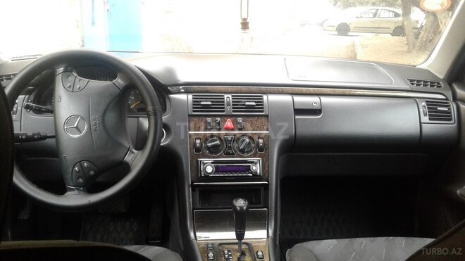 Mercedes E 270 2000, 345,000 km - 2.7 l - Bakı