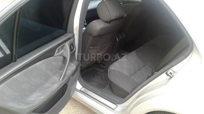 Mercedes E 270 2000, 345,000 km - 2.7 l - Bakı