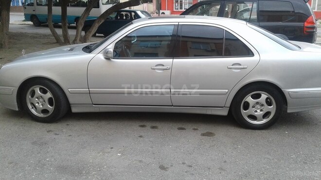Mercedes E 270 2000, 345,000 km - 2.7 l - Bakı