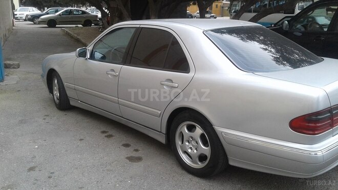 Mercedes E 270 2000, 345,000 km - 2.7 l - Bakı
