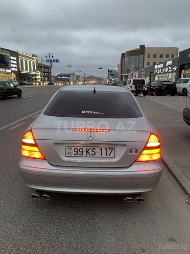 Mercedes E 320 2004, 372,000 km - 3.2 l - Bakı