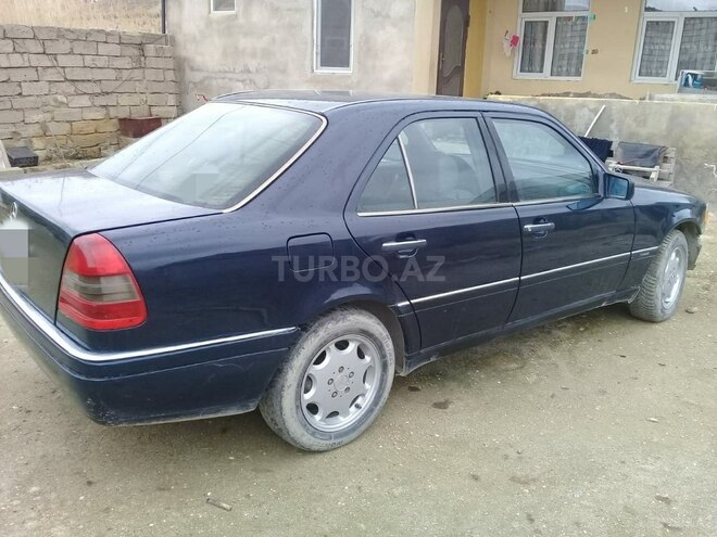 Mercedes C 220 1995, 310,000 km - 2.2 l - Bakı