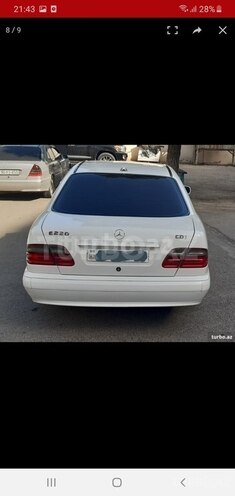 Mercedes E 220 2000, 3,500 km - 2.2 l - Bakı