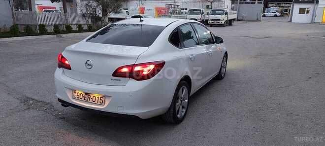 Opel Astra 2013, 117,623 km - 1.4 l - Bakı