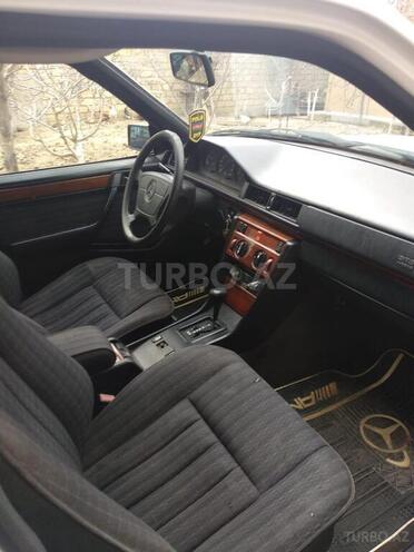 Mercedes E 200 1992, 343,000 km - 2.0 l - Sumqayıt