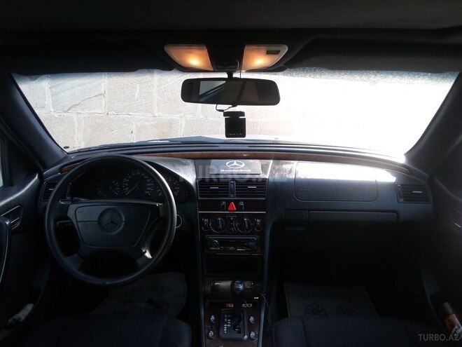Mercedes C 180 1997, 391,000 km - 1.8 l - Bakı