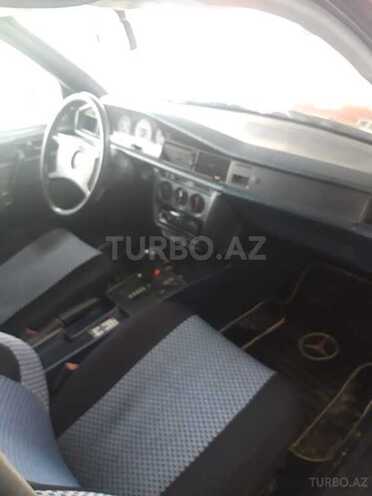 Mercedes E 200 1990, 321,421 km - 2.0 l - Qəbələ
