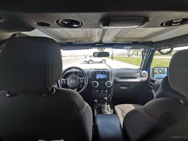 Jeep Wrangler 2015, 102,000 km - 2.8 l - Bakı