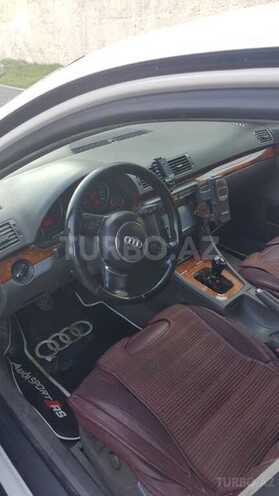 Audi A4 2002, 250,000 km - 2.4 l - Bakı