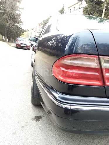 Mercedes E 240 2000, 390,000 km - 2.4 l - Bakı